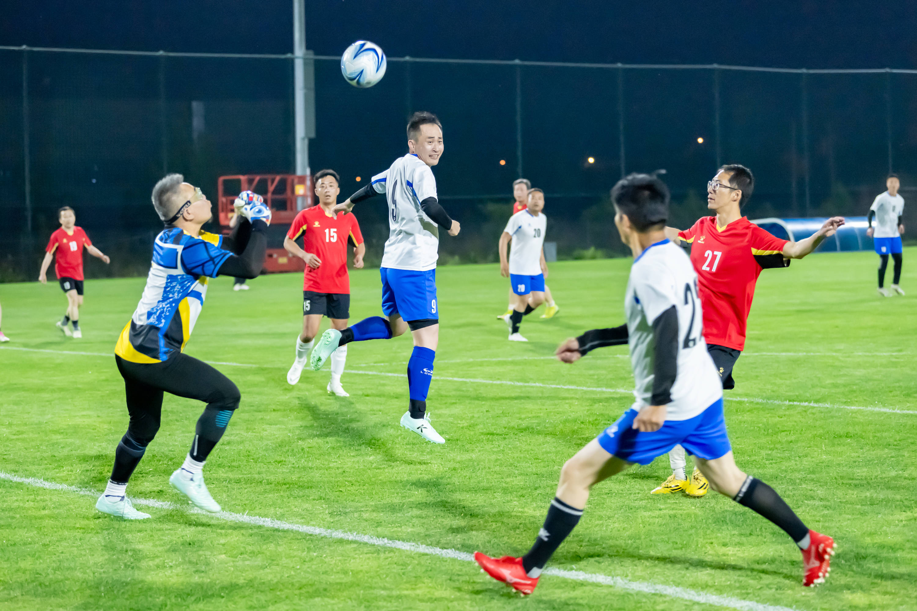 观众为之振 观众为之振